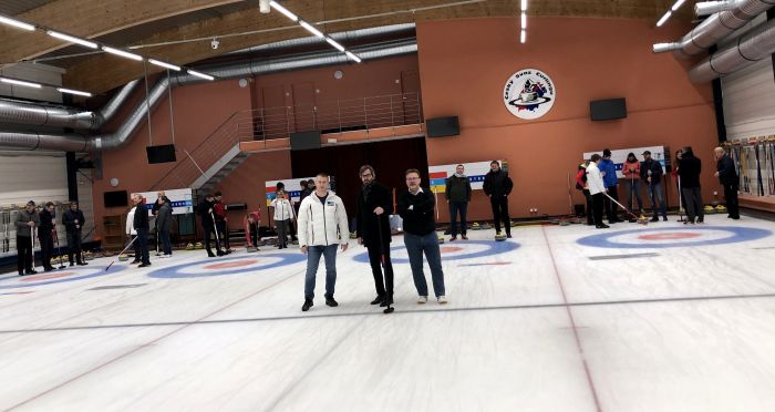 curling_282529.JPG