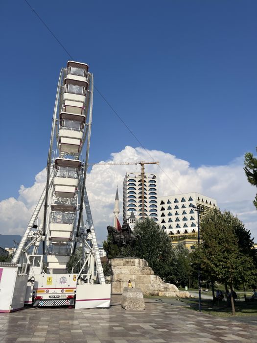 Tirana24_282829.JPG