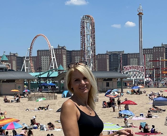 coney22_283529~0.JPG